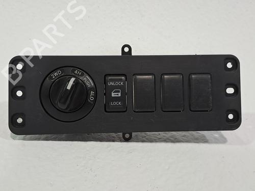 Used Switch NISSAN NAVARA NP300 (D40) 2.5 dCi 4WD (171 hp) 23976241