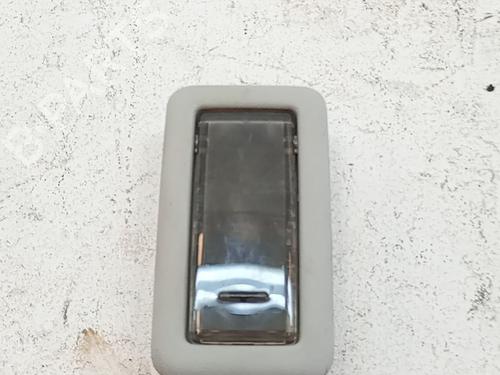 interior-roof-light-land-rover-discovery-sport-l550-2014-36539615 main image