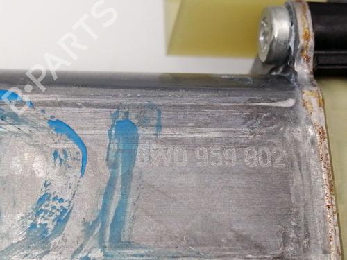 Used Right front window motor AUDI A4 B9 Avant (8W5, 8WD) 2.0 TFSI (190 hp) 23404615