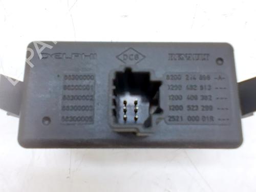Used Warning switch Warning switch RENAULT CLIO III (BR0/1, CR0/1) 1.5 dCi (BR0H, CR0H, CR1S, BR1S) (106 hp) 33771622 33771622