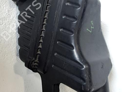 Used Air filter box CHEVROLET CAPTIVA (C100, C140) 2.0 D 4WD (150 hp) 31701286