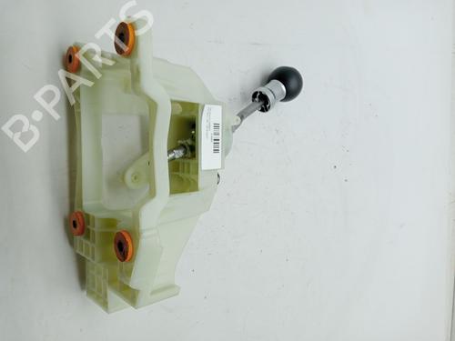Gear lever KIA RIO IV (YB, SC, FB) 1.2 CVVT 43700H8150WK