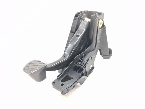 Used Break pedal AUDI A3 Sportback (8VA, 8VF) 2.0 TDI (150 hp) 28179152