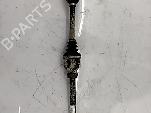 Używane Półoś przednia prawa PEUGEOT EXPERT Van (VF3A_, VF3U_, VF3X_) 2.0 HDi 120 (120 hp) 30772369