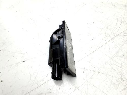 Used Licence plate light RENAULT LAGUNA II (BG0/1_) 1.9 dCi (BG1A, BG1V) (130 hp) 30337661