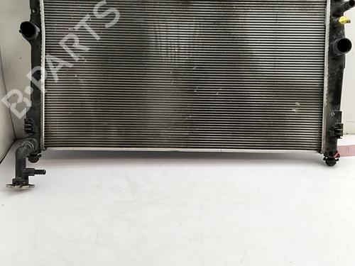 Used Water radiator Water radiator TOYOTA RAV 4 V (_A5_, _H5_) 2.5 Hybrid AWD (AXAP54, AXAP54L) (306 hp) 36523824 36523824