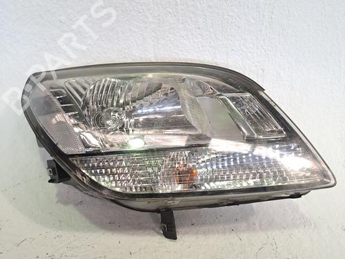 Used Right headlight CHEVROLET ORLANDO (J309) 2.0 D (163 hp) 26882394