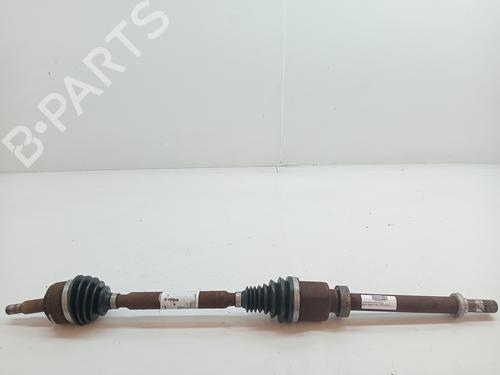 Drivaksel fortil Højre RENAULT MEGANE IV Hatchback (B9A/M/N_) 1.5 dCi 110 (B9A3) (110 hp) 23343523