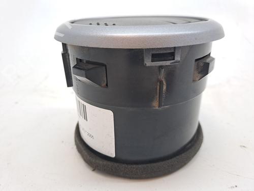 Air vent SUZUKI GRAND VITARA II (JT, TE, TD) 1.9 DDiS All-wheel Drive (JT419, TD44, JB419WD, JB419XD,... | BP23286549I21 