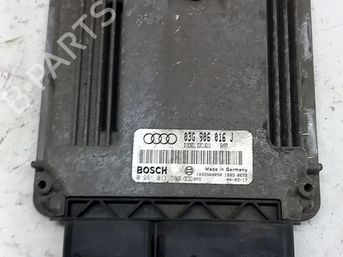 Used Engine control unit (ECU) Engine control unit (ECU) AUDI A3 (8P1) 1.9 TDI (105 hp) 33763606 33763606