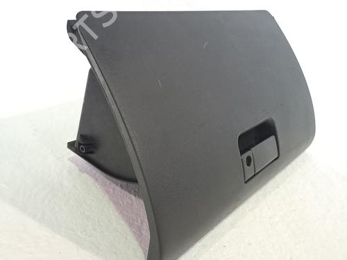Glove box SUZUKI GRAND VITARA II (JT, TE, TD) 1.9 DDiS All-wheel Drive (JT419, TD44, JB419WD, JB419XD,... | BP26192701C95 