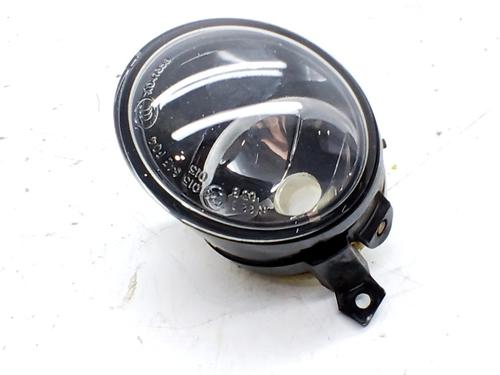 right-front-fog-light-vw-up-121-122-bl1-bl2-bl3-123-2011-34114682 main image