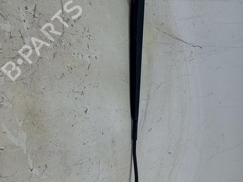Used Front windshield wiper arm CITROËN C4 III (BA_, BB_, BC_) 1.5 BlueHDi 130 (BBYHZB) (131 hp) 29557784
