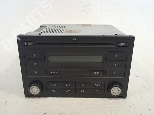 Used Radio VW POLO (9N_, 9A_) 1.2 (60 hp) 26675363