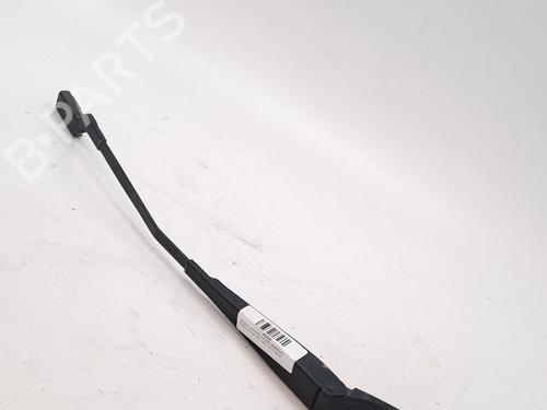 Used Front windshield wiper arm FORD FOCUS III 1.5 TDCi (120 hp) 26675074