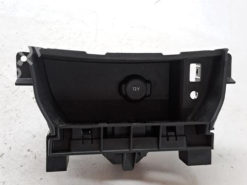 Used Ashtray PEUGEOT 308 II (LB_, LP_, LW_, LH_, L3_) 1.2 THP 130 (131 hp) 27672918