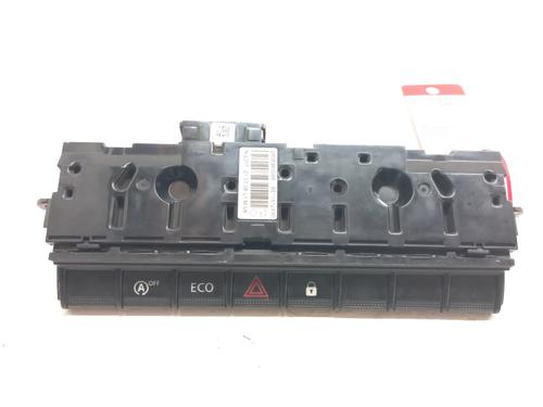 Bouton de warning DACIA DUSTER (HM_) 1.0 TCe 90 (HMM6) (91 hp) 28957573