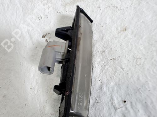 Used Licence plate light LEXUS RX (_U3_) 400h AWD (MHU38_, MHU38R) (272 hp) 31701243