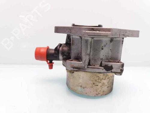 Used Vacuum pump RENAULT MEGANE II (BM0/1_, CM0/1_) 1.5 dCi (BM1E, CM1E) (106 hp) 23378468