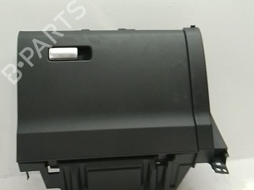 Used Glove box Glove box MAZDA CX-30 (DM) SKYACTIV-X M Hybrid (DMFP) (179 hp) 40549916 40549916