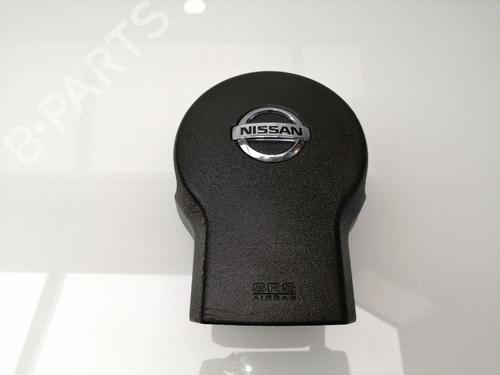 Used Driver airbag NISSAN PATHFINDER III (R51) 2.5 dCi 4WD (174 hp) 23454239