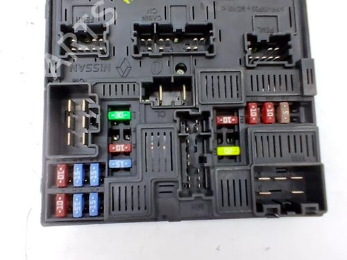 Used Fuse box Fuse box 37272939 37272939