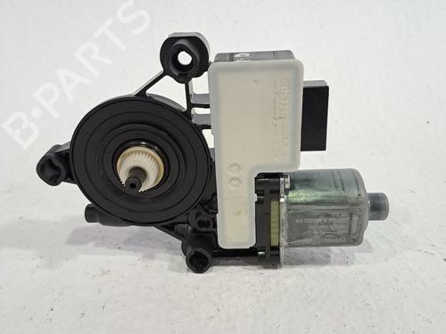Used Right rear window motor SEAT LEON (KL1, KLG) 1.5 TSI (131 hp) 23944491
