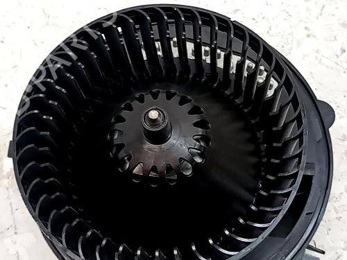 Heater blower motor VW GOLF VIII (CD1, DA1) 2.0 TDI | BP35721767M62 - Image 2