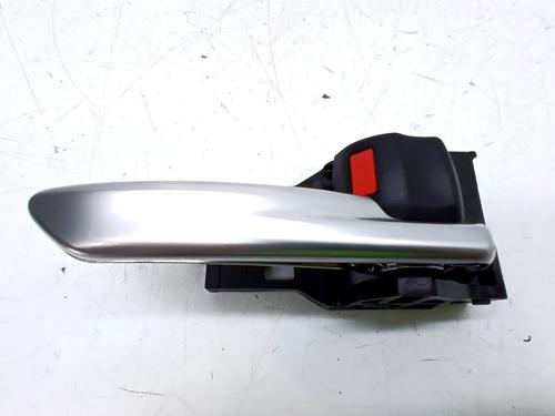 front-right-interior-door-handle-toyota-corolla-estate-_e21_-2019-33763521 main image
