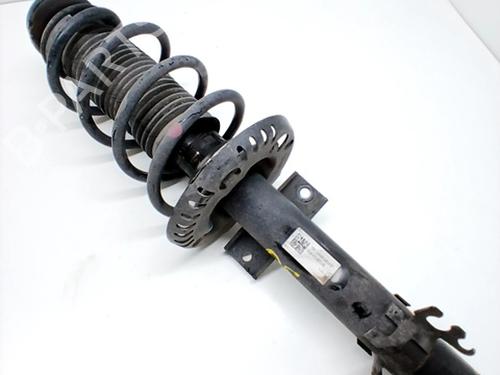 Used Right front shock absorber SKODA FABIA III (NJ3) 1.0 (75 hp) 31153210