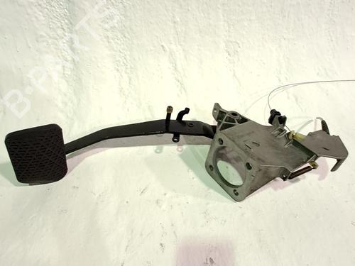 Used Break pedal Break pedal MERCEDES-BENZ CLK Convertible (A208) CLK 200 (208.435) (136 hp) 33772452 33772452