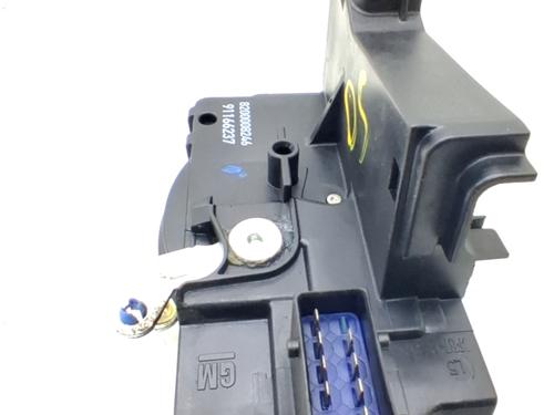 Venstre fortil lås RENAULT TRAFIC II Van (FL) 2.0 dCi 115 (FL01, FL0U, FL00, FL0H, FL0M) (114 hp) 32105352