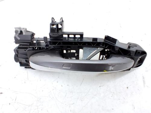 rear-left-exterior-door-handle-mercedes-benz-b-class-sports-tourer-w247-2018-33765917 main image