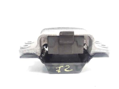 Used Engine mount VW PASSAT B7 Variant (365) 2.0 TDI (140 hp) 24187863