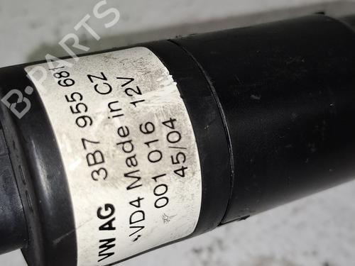 Sprinklervæskepumpe AUDI A4 B7 (8EC) 3.0 TDI quattro | BP27463089E24 