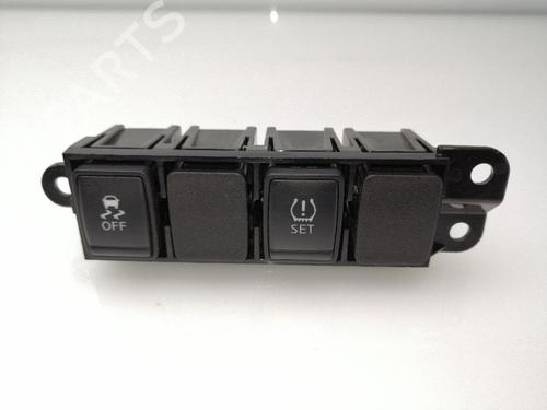 Used Switch NISSAN JUKE (F15) 1.6 (117 hp) 23936198