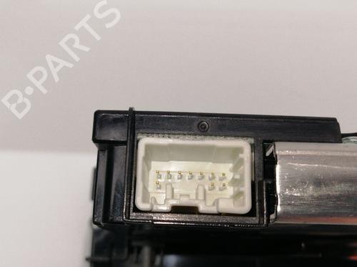Display monitor VOLVO C70 II Convertible (542) D3 | BP23458243C48