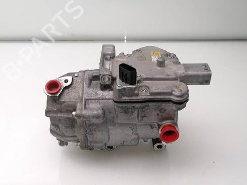 Used AC compressor TOYOTA YARIS (_P13_) 1.5 Hybrid (NHP130_, NHP130) (101 hp) 23940809