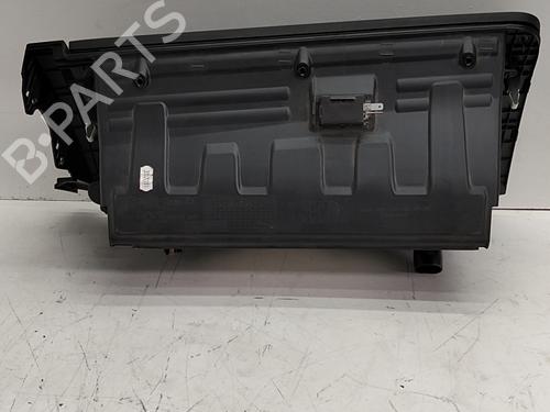 Used Glove box Glove box 39555334 39555334