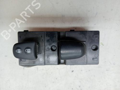 Used Right front window switch NISSAN LEAF (ZE1) Electric (150 hp) 23351332