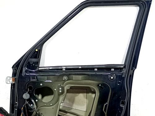 Porte avant droite LAND ROVER DISCOVERY III (L319) 2.7 TD 4x4 (190 hp) 32106632