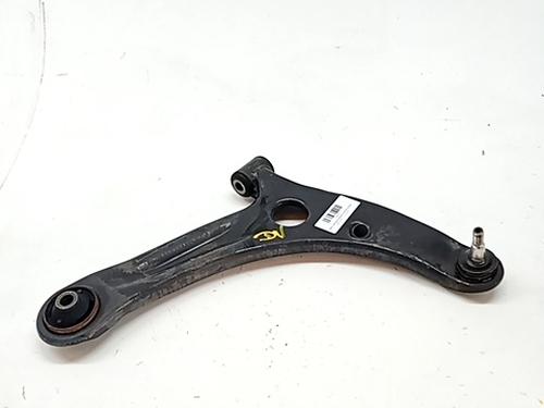 Used Right front suspension arm SMART FORFOUR (454) 1.5 CDI (454.001) (95 hp) 31874439