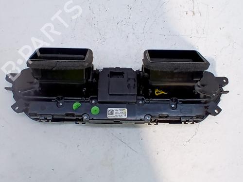 Climate control BMW 1 (F40) M 135 i xDrive | BP40546132I5 - Image 2