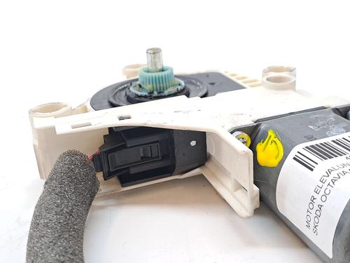 Left front window motor SKODA SUPERB II (3T4) 1.6 TDI | BP23362155E21 