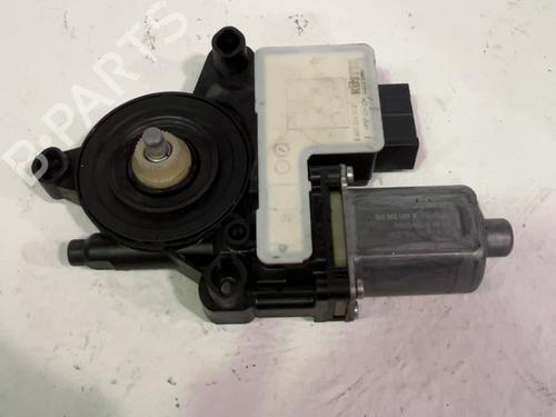 Used Right front window motor Right front window motor VW POLO VI (AW1, BZ1, AE1) 2.0 GTI (200 hp) 33764872 33764872