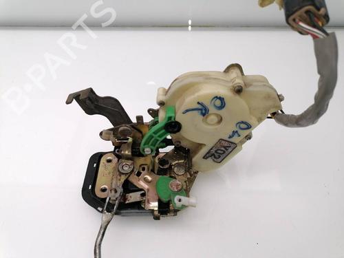 Used Front right lock KIA SORENTO I (JC) 2.5 CRDi 4WD (140 hp) 23938686