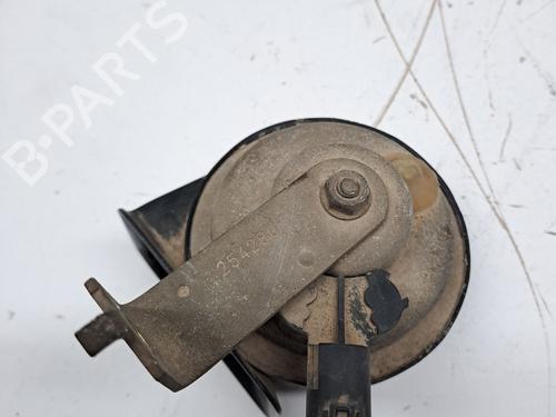 Horn LAND ROVER FREELANDER I (L314) 2.5 V6 4x4 | BP23377509E13 