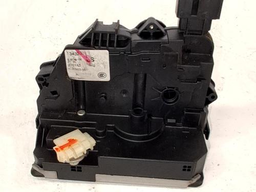 Fechadura trás direita Fechadura trás direita OPEL MERIVA B MPV (S10) 1.4 (75) (120 hp) 34393196 34393196