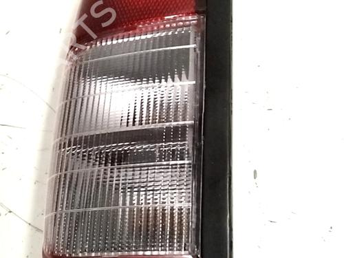 Høyre baklys NISSAN PICK UP (D22) 2.5 Di (133 hp) 30921428