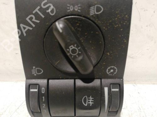 Used Headlight switch OPEL CORSA C (X01) 1.2 (F08, F68) (75 hp) 25460071